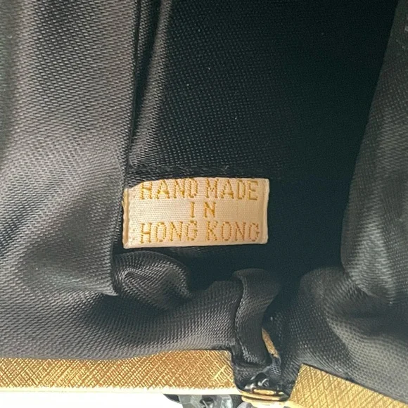 Beaded Hand Purse | Handmade | Gold Chain - Picture 14 of 16